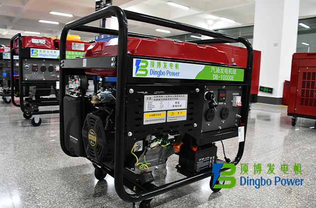 8KW開架式汽油發(fā)電機組2